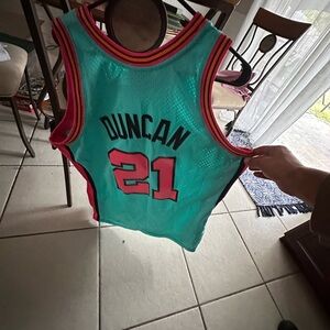Tim duncan jersey